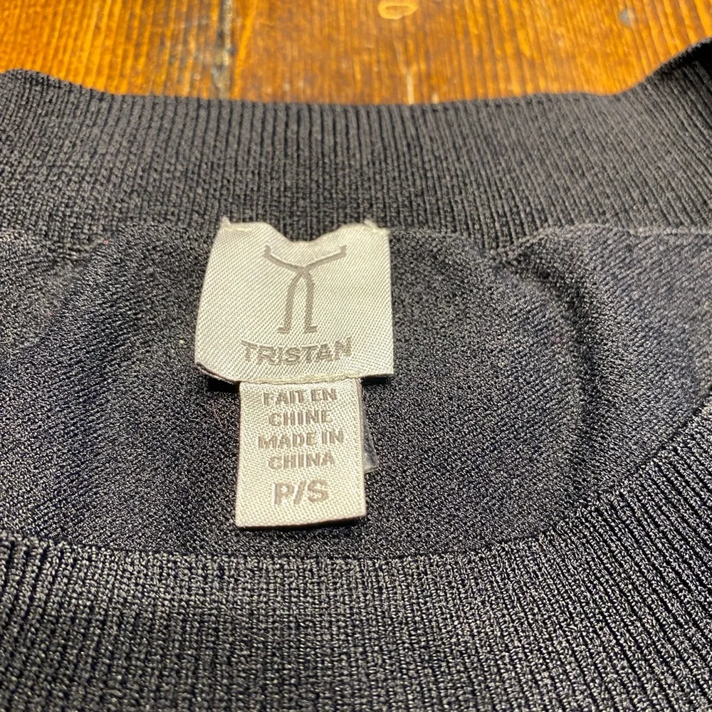 Sweater - Picture 2 of 5